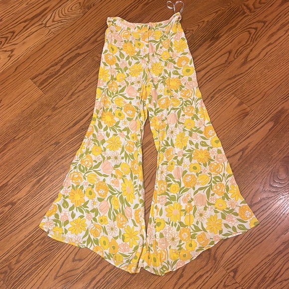Faithfull The Brand Woman’s Floral Flare Pants Size US 4 - Picture 3 of 7